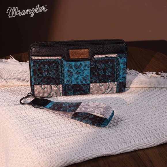 Wrangler Paisley Pattern Dual Sided Print Tote + Wallet Turquoise - Picture 6 of 8